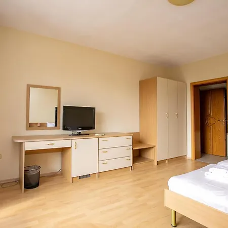 ホテル Astra サンダンスキ