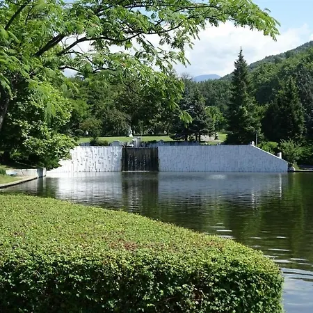 Astra ホテル サンダンスキ