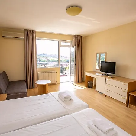 Astra サンダンスキ