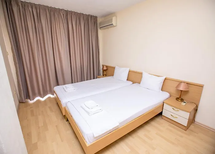 Astra Хотел Сандански